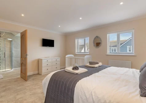 Bedroom #1 at Maynor, Kilgetty