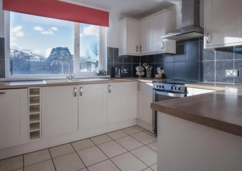 The kitchen at Maytree Cottage, Tenby