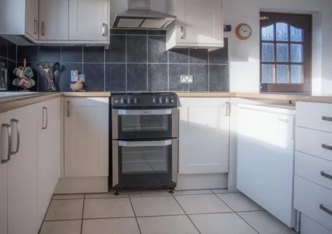 The kitchen at Maytree Cottage, Tenby