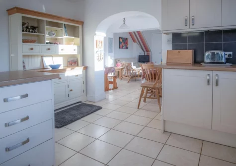 The kitchen at Maytree Cottage, Tenby