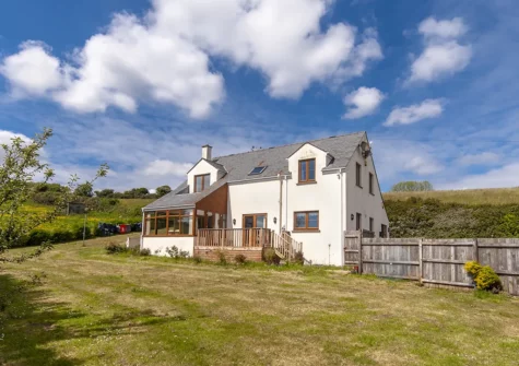 The garden at Meadow Farm, Tenby
