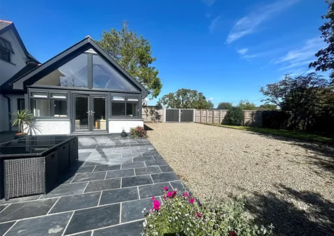 The patio & alfresco dining area at Oak Tree House, Saundersfoot
