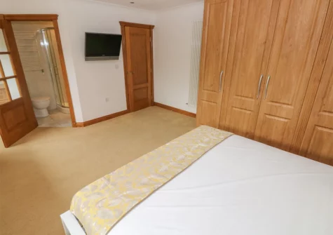 Bedroom #1 at Oakland Cottage, Wisemans Bridge