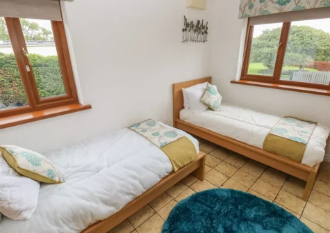 Bedroom #3 at Oakland Cottage, Wisemans Bridge