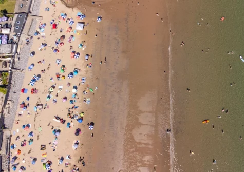 On The Beach is aptly named to reflect it's wonderful seafront position