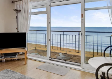 On The Beach, Saundersfoot