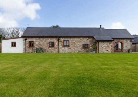 The large enclosed garden at Orchard Barn, St Florence