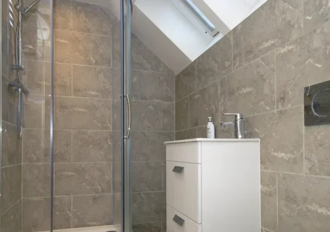 Bedroom #1 en-suite at Oswald House, Little Haven