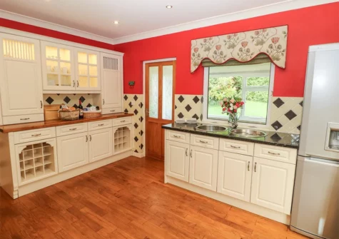 The kitchen at Pen Y Daith, Stepaside