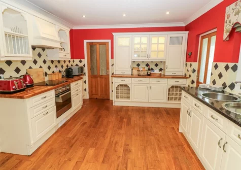 The kitchen at Pen Y Daith, Stepaside