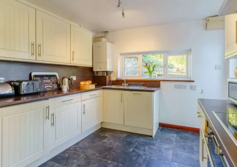 The kitchen at Pine Tree Cottage, Saundersfoot