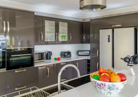 The kitchen at Pine View, Tenby