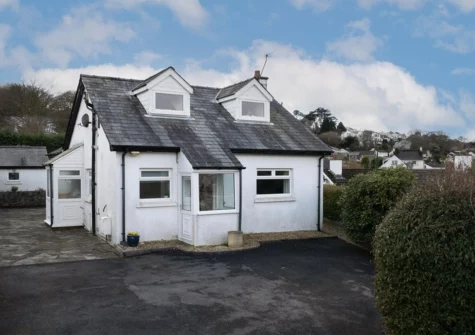 Outside Portsea, Saundersfoot