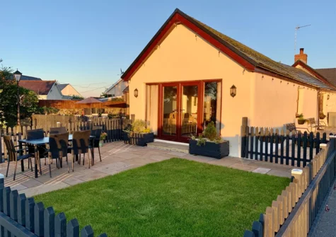 The patio, alfresco dining area & garden at Potters Barn, Begelly
