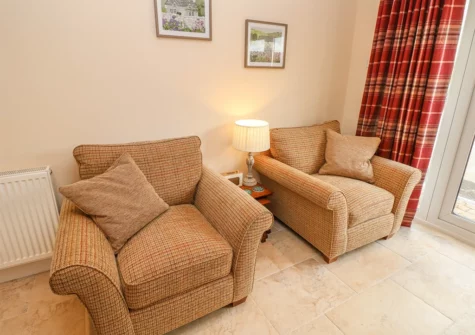 The living area at Pottery Cottage, Begelly