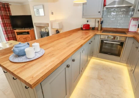 The kitchen at Pottery Cottage, Begelly