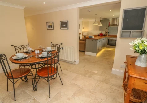 The dining room at Pottery Cottage, Begelly