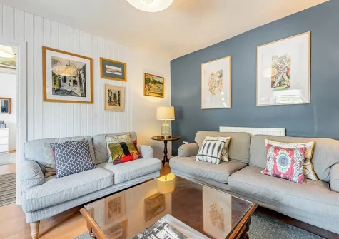 The living room at Quarry Cottages 3, Tenby