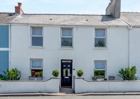 Outside Quarry Cottages 3, Tenby