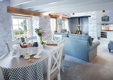 The dining area at Rhiwelli, Dinas Cross