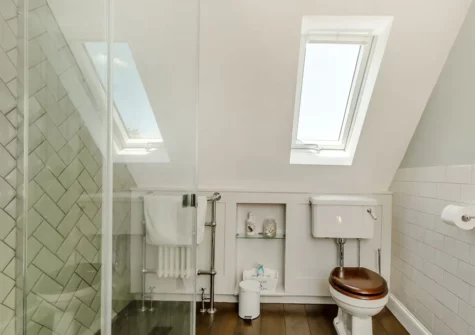 Bedroom #4 en-suite at Rhodewood Lodge, Saundersfoot