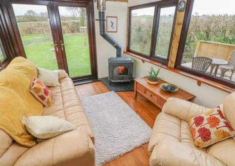 The snug at Sarngwm, Bethesda