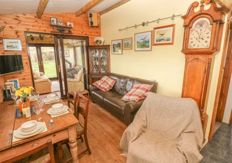 The living & dining area at Sarngwm, Bethesda