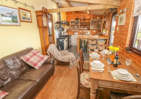 The living & dining area at Sarngwm, Bethesda