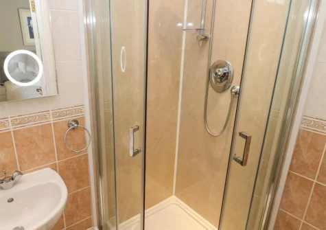 Bedroom #1 en-suite at Seashells, Tenby