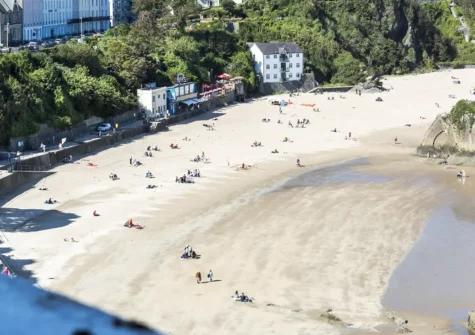 Staying at Seaside Reverie, Tenby you're a stones throw from Tenby Harbour
