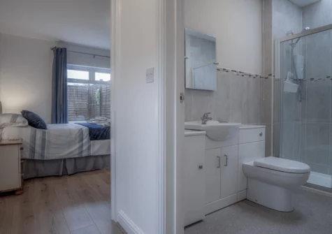 The bathroom at Shorelands, Manorbier