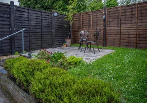 The patio & garden at Shorelands, Manorbier