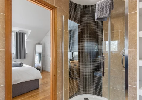 Bedroom #1 en-suite at Soldeu, Saundersfoot