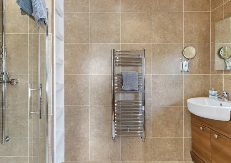 Bedroom #1 en-suite at Soldeu, Saundersfoot