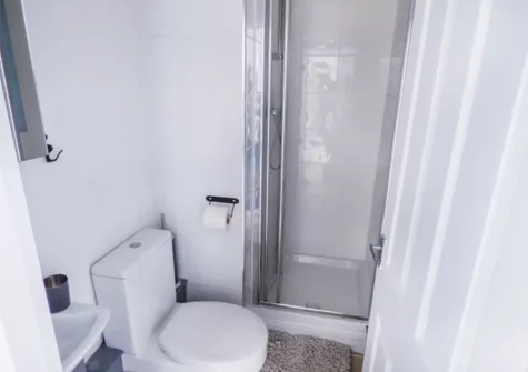 The shower room at South Beach, The Hideaway, Tenby