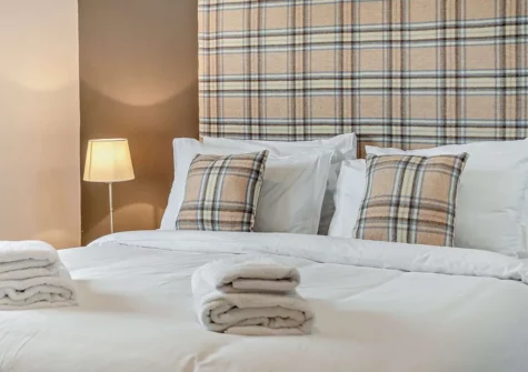 The bedroom at St Davids Bijou Retreat, Porthclais