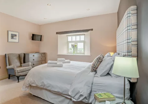 The bedroom at St Davids Bijou Retreat, Porthclais