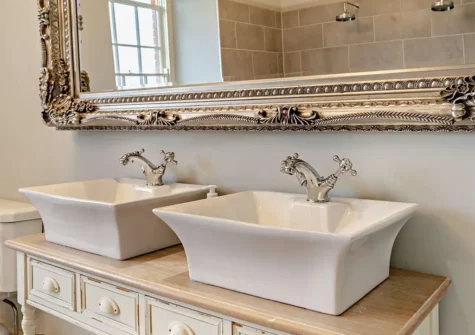 The bathroom at St Davids Farmhouse, Porthclais