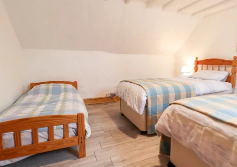 Bedroom #2 at Stable Cottage, Templeton