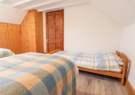 Bedroom #2 at Stable Cottage, Templeton