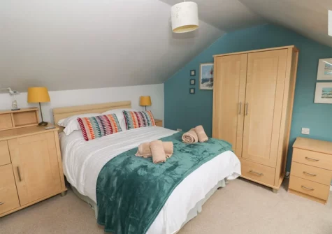 Bedroom #3 Stones Throw, Tenby