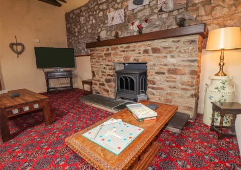 The living area at Stoney Cottage, Templeton