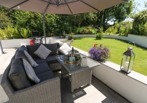 The patio & alfresco dining area at Summer House, Penally
