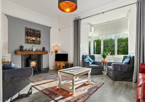 The living room at Sunbury Villa, Tenby