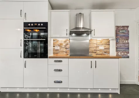 The kitchen at Sunbury Villa, Tenby