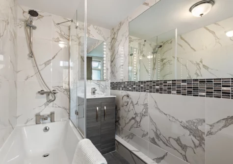 The bathroom at Sunbury Villa, Tenby