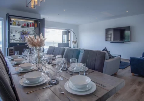 The dining area at Sunrise, Pendine