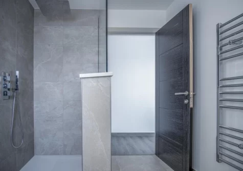 Bedroom #1 en-suite at Sunrise, Pendine