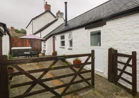 Outside The Barn at Waunlippa, Llan-mill