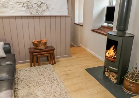 The Barn at Waunlippa, Llan-mill